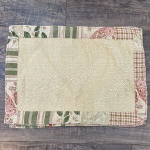 Set of 4 Boho Shabby Chic Floral patchwork placemats with woven centers 18”x13”